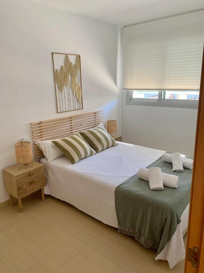Precioso Apartamento Primera Linea De Playa アギラス エクステリア 写真